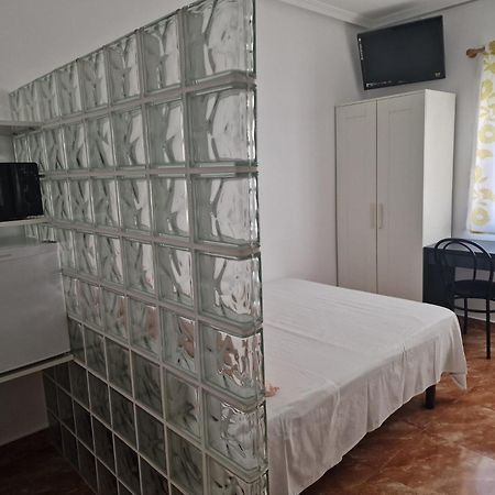 Pension Navarra Мадрид Экстерьер фото