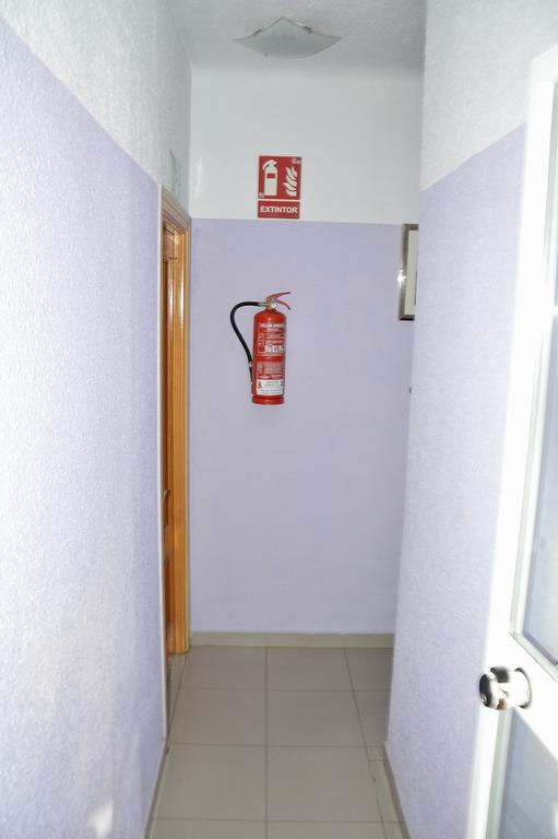 Pension Navarra Мадрид Экстерьер фото