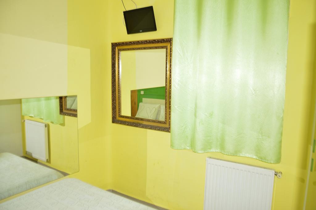 Pension Navarra Мадрид Экстерьер фото