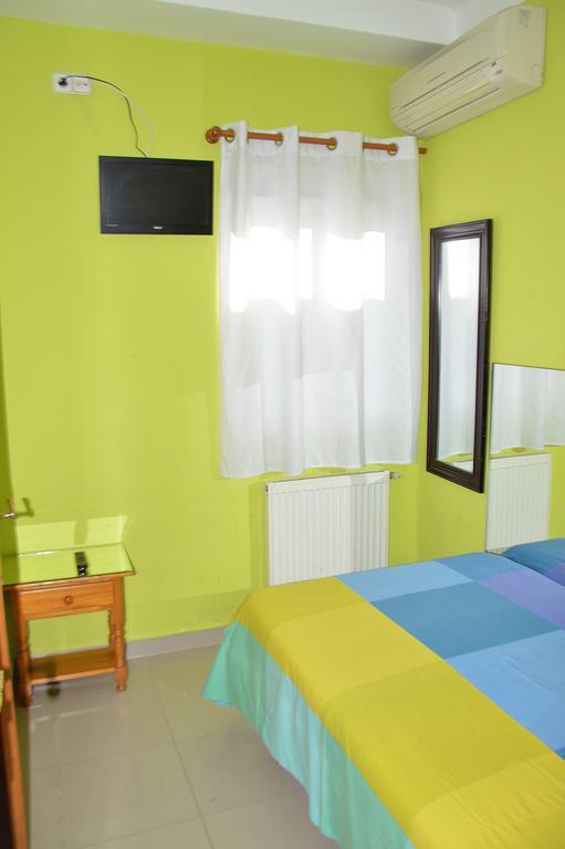 Pension Navarra Мадрид Экстерьер фото